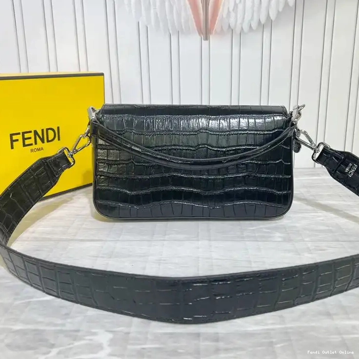 Cheap Medium Leather Black Bag In Crocodile Tiffany Baguette Fendi 0510